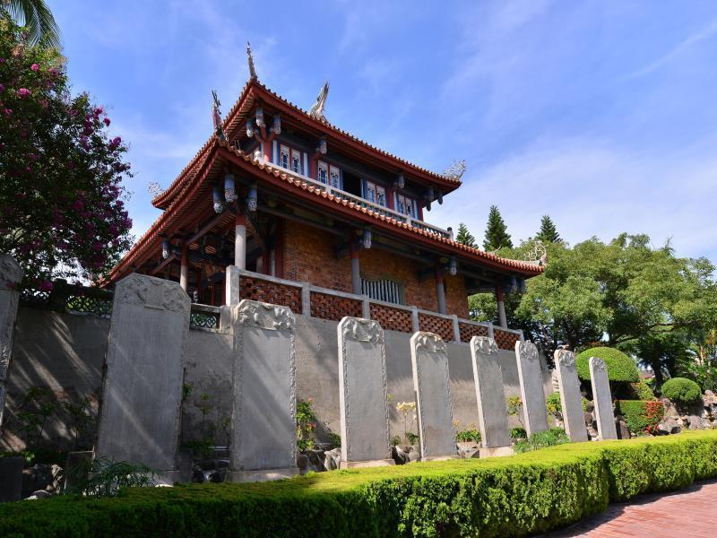 Ing Wang Hotel Tainan Exteriör bild